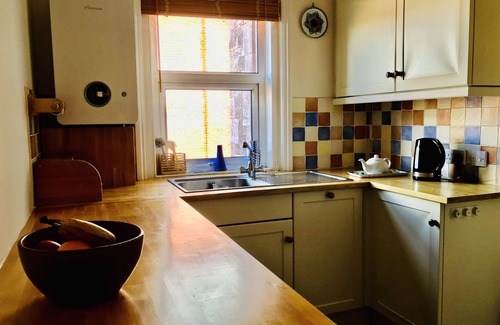 Swanage Apartment | Spacious Apartment, Central Swanage close to town, sea and railway
