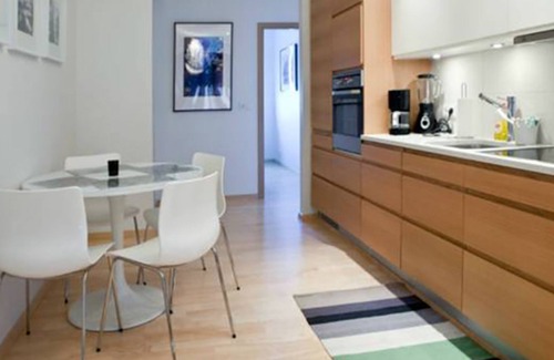 Hliðar Apartment | Spacious apartment in the heart of the city