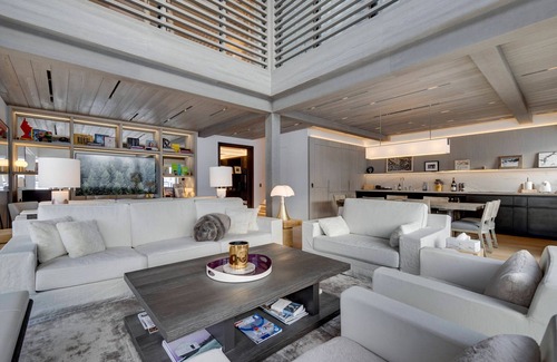 Tignes Apartment | Spacious apartment in Tignes with jacuzzi and parking, ideal for 12 guests