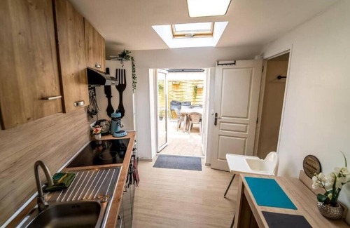 Equemauville Apartment | SPACIOUS Apartment Terrace Parking 10min Honfleur Plage harbor