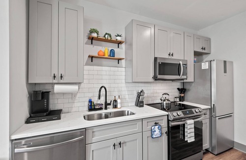 Rocky Mount Apartment | Spacious Apartment, KING BED, Cozy, Close to Downtown