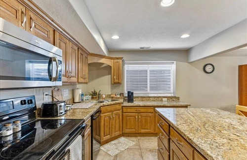 South Jordan Apartment | Spacious apartment in South Jordan, Utah