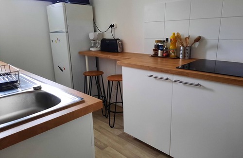 Le Penon Apartment | Spacious Apartment with Terrace in Seignosse - Close to Beach and Amenities