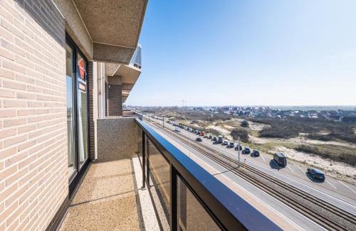 Middelkerke Apartment | Spacious apartment with terrace