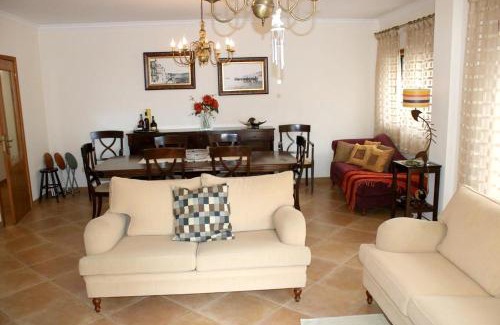 Nazare Apartment | Spacious apartment with sea view in Nazaré - 120 m², fireplace