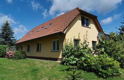 Usedom Apartment | Spacious appartment in Wilhelmshof near Lake