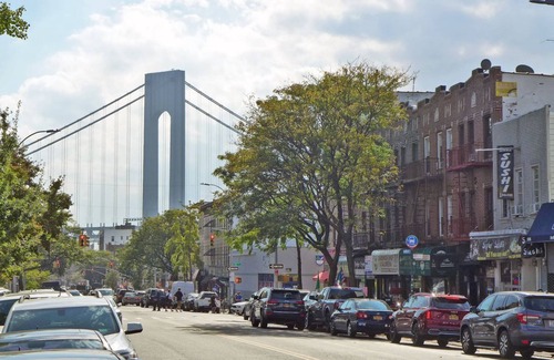 Bay Ridge Apartment | Spacious apt in SW Brooklyn on a tree-lined st. 10min to R train, 9min to Ferry.