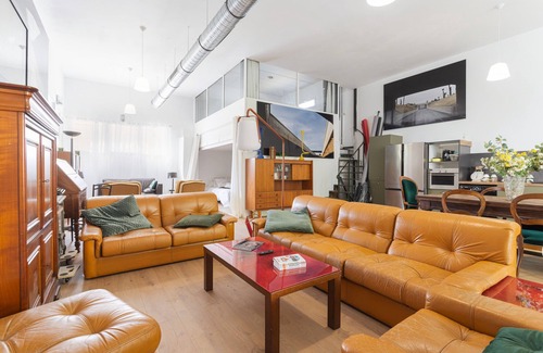 Espira de l'Agly House | Spacious Artist's Studio Duplex
