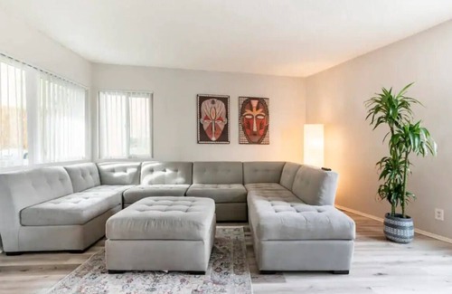 Seaside Apartment | Spacious bedroom with private bathroom