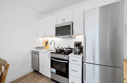 Atlantic City Apartment | Spacious Boardwalk 2BR 3BA Condo by CozySuites