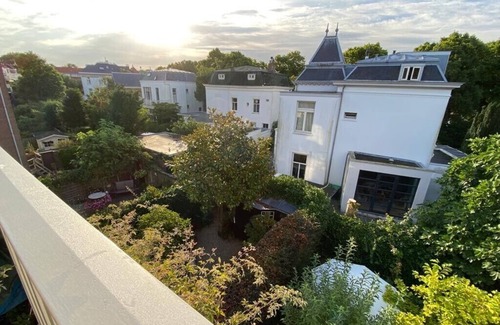 Scheveningen House | Spacious bright upper house in Scheveningen 10 min walk to the sea and ideal for family