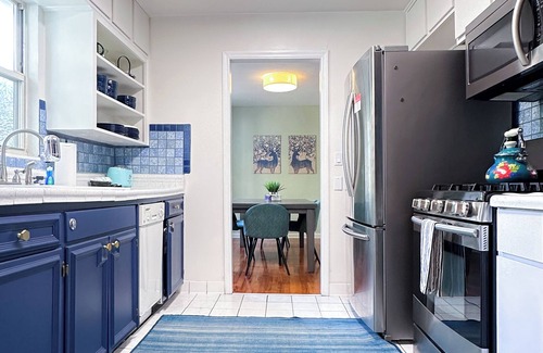 Tallahassee House | Spacious Bungalow Near Capitol, Campus & Hospitals, Pet Friendly.