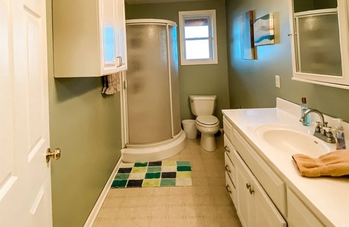 Cypremort Point Cabin | Spacious Camp+Canal for Fishing/Boat+Beautiful Bay Views! 1.5 mi to Beach+Launch