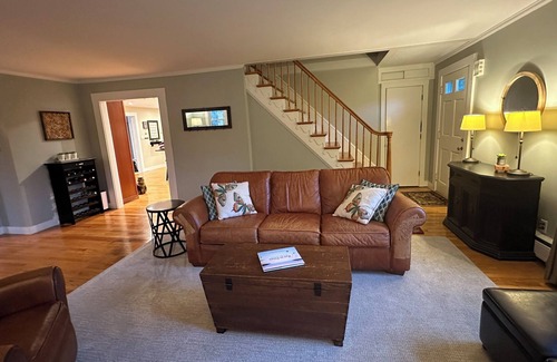 Rye House | Spacious Cape style home in Rye, New Hampshire.