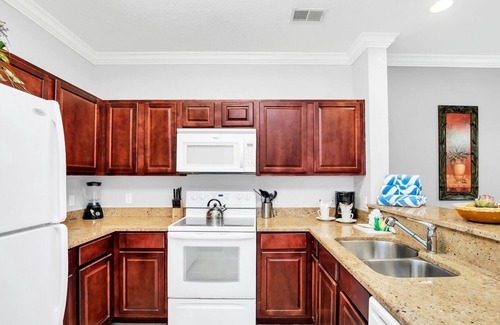 Four Corners Resort | Spacious, Clean, Updated 2 Bedroom 2 Bathroom Close To Parks Golf and Amenities