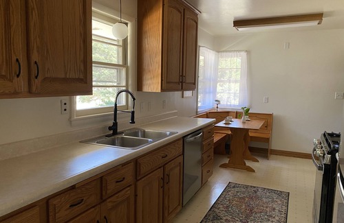 Rapid City House | Spacious, comfortable, clean, central location!
