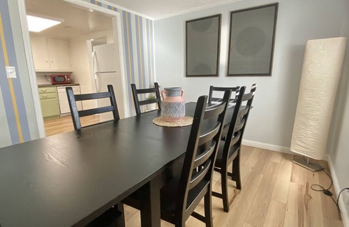 St. Marys House | Spacious & Comfy 4 bedroom Home in old St. Marys.