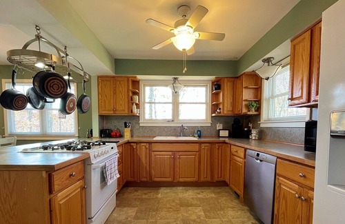 Beech Mountain House | Spacious & Comfy House on the Golf Course