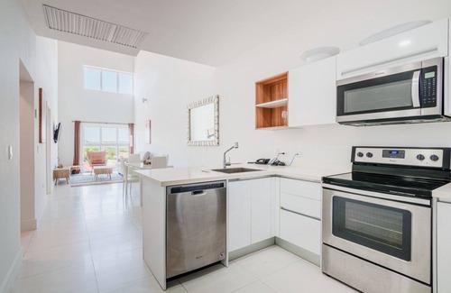 Turibana Condo | Spacious Condo *6 min drive to the Beach*