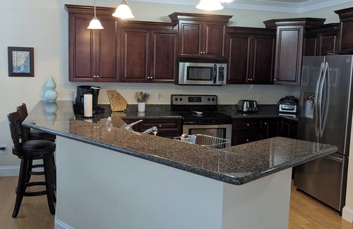 Milledgeville Condo | Spacious Condo on Lake Sinclair