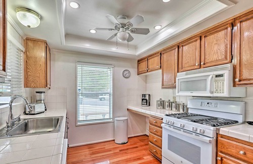 Corona House | Spacious Corona Getaway ~ 3 Mi to Downtown!