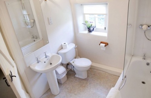 Barnard Castle Cottage | Spacious Cottage - Delightful Hamlet close to Barnard Castle with rural views!