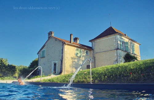 Mareuil en Perigord House | Spacious cottage 3 Bedr (2/9 P) Pond Arabian horses and Heated swimming pool