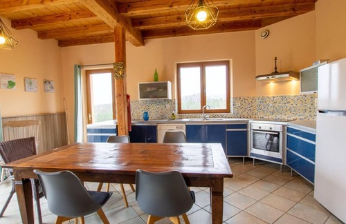 Plazac Cottage | Spacious cottage in nature in Plazac, pets welcome