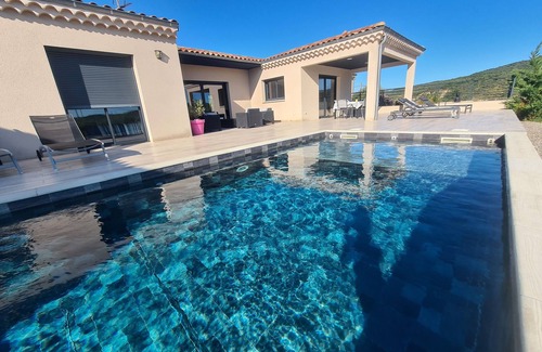 Balazuc Villa | Spacious cottage with stunning views