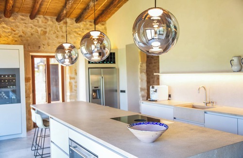 Manacor Villa | Spacious country house with chill-out pool area, barbecue area and extensive garden