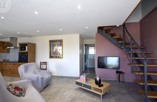 Panissieres Cottage | Spacious countryside lodge with large terrace and fiber, near Panissières