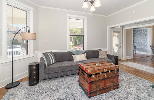 Gettysburg House | Spacious & Cozy Home w/ Gameroom & Parking Sleeps 10