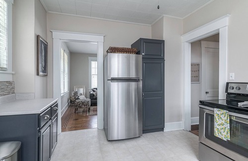 New Albany House | Spacious Craftsman Getaway – Minutes from Louisville & the Bourbon Trail!