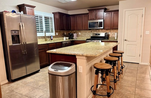 Socorro House | Spacious Desert Escape Home