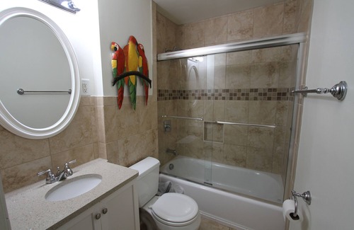 Ocean City Apartment | Spacious Dog friendly 2br near bay and Boardwalk
