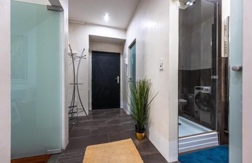 Stare Mesto Apartment | Spacious elegant apartment at the Old Town Square