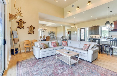 Goldthwaite House | Spacious & Elegant Goldthwaite Escape on 72 Acres!