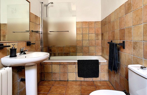 Canillas de Aceituno House | Spacious vacation home, adjacent to natural park, with shared pool