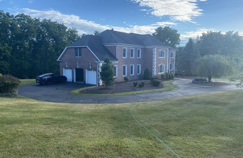 Sparta Township House | Spacious estate with 5 bedrooms and WiFi, AC in charming Sparta