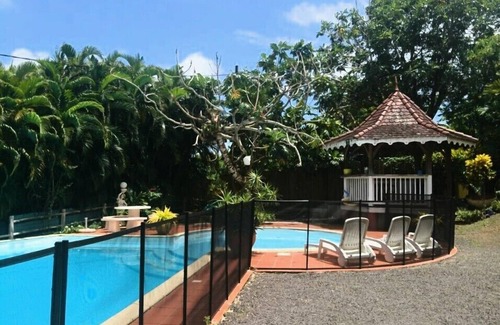 Ducos Apartment | Spacious F2 on the ground floor - "Pipiri