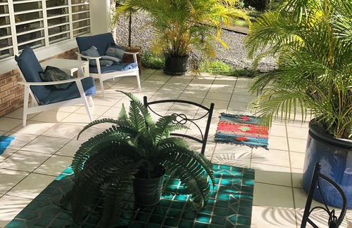 Ducos Apartment | Spacious F2 on the ground floor - "Pipiri