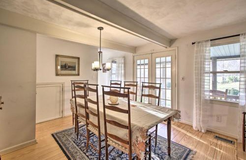 Faber House | Spacious Faber Home with Yard, Steps to Winery!