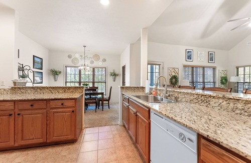 Branson West Condo | Spacious Fall Getaway in StoneBridge Near SDC and Table Rock Lake
