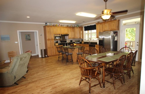 Bay St Louis House | Spacious Family Friendly Home with large covered deck close to the Beach