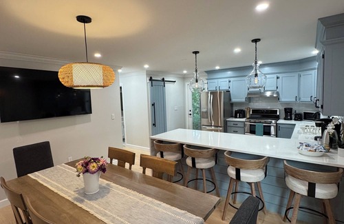 Edgartown House | Spacious, Family-Friendly Edgartown Home – 3BR, Sleeps 14, Renovated in 2025