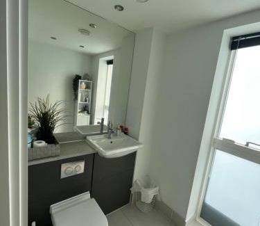 Stratford House | Spacious & Family Friendly 3BD House - Stratford