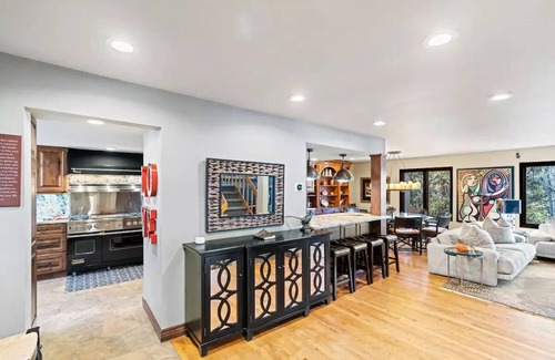 Highland Meadows Ski Chalet | Spacious Family Friendly Ski Chalet In Vail