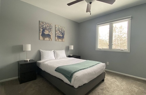 Brooklyn Park House | Spacious Family Home and Private Attached Studio