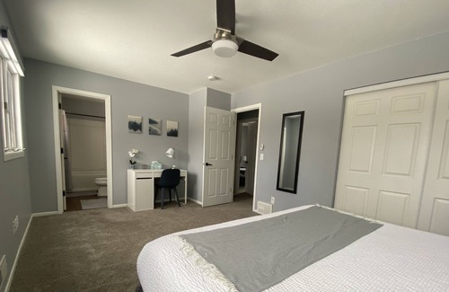 Brooklyn Park House | Spacious Family Home and Private Attached Studio