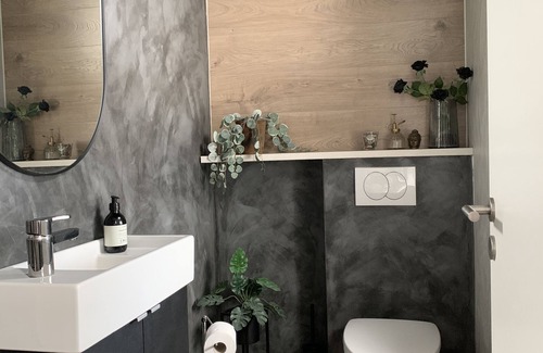 Grafarvogur House | Spacious family house with spectacular views